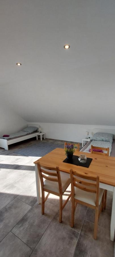 Mörlenbach Grosse Tolle 4 Zimmer Ferienwohnung Im Herzen Des Odenwaldes מראה חיצוני תמונה